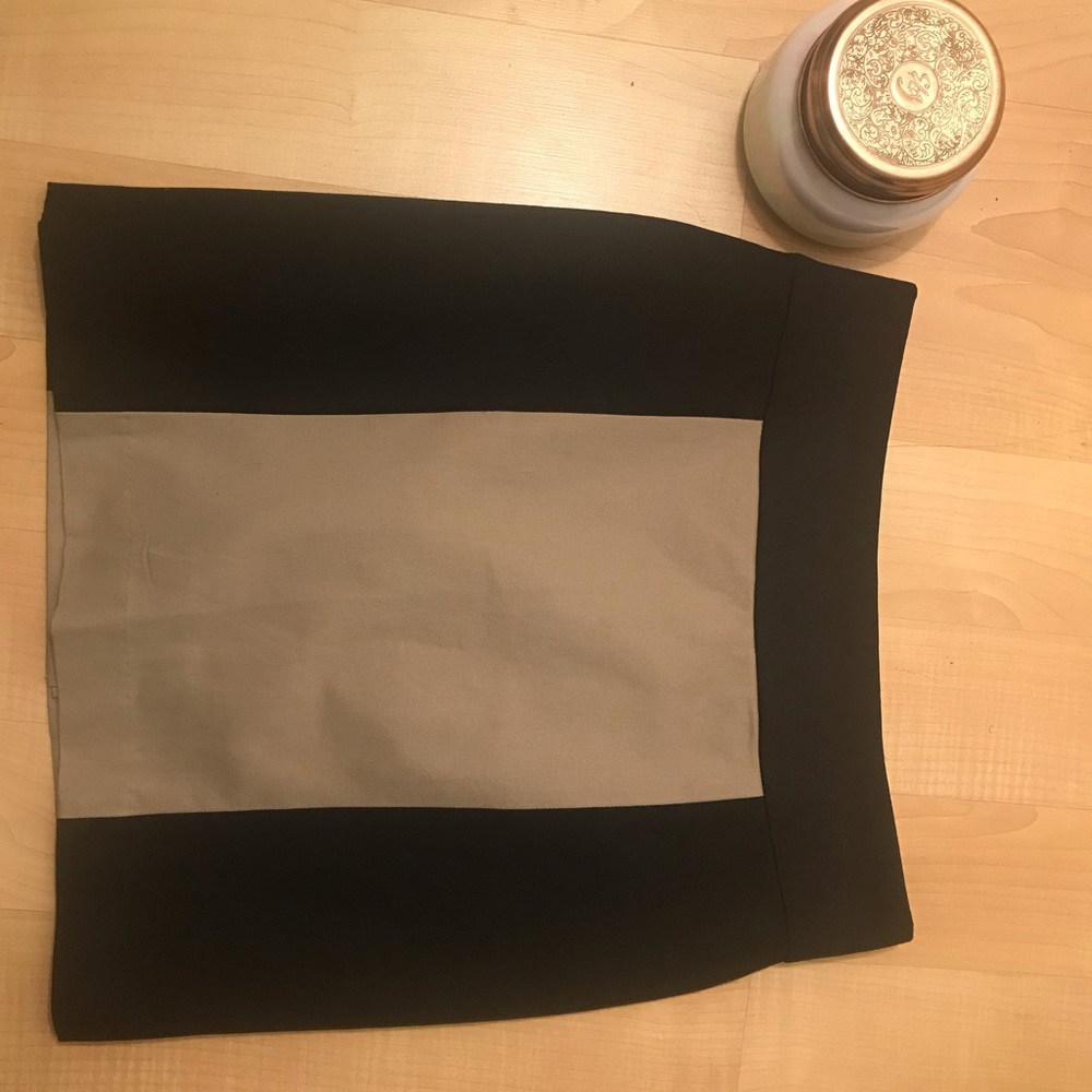 Banana Republic block striped mini-skirt.